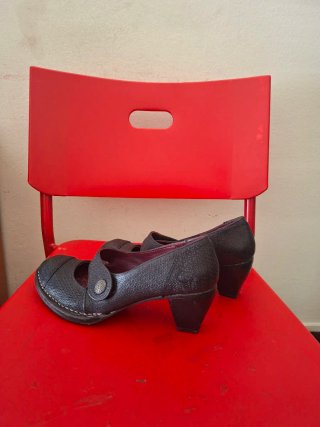 Zapatos de vestir Neosens negras