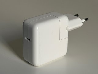 Cargador 30W Apple USB-C - iPad, iPhone, MacBook