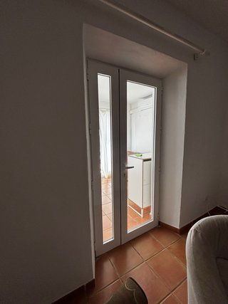 Puertas de PVC con cristal. En muy buen estado.