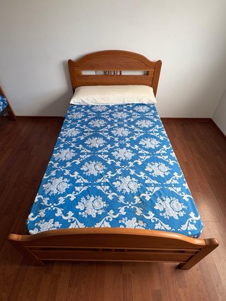 Cama de madera 180x135