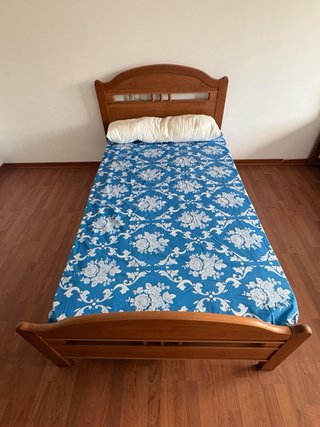 Cama de madera 180x135