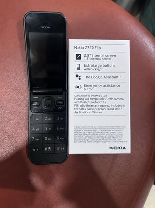 Nokia 2720 Flip