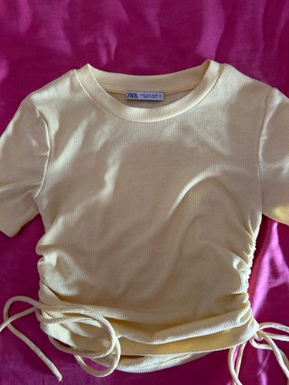 Top Fruncido Amarillo Zara Talla S