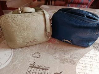 Lote 2 Bolsos Bimba y Lola no funciona cremallera