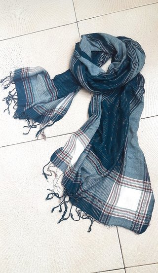 NUEVO Fular flecos azul brillo plateado