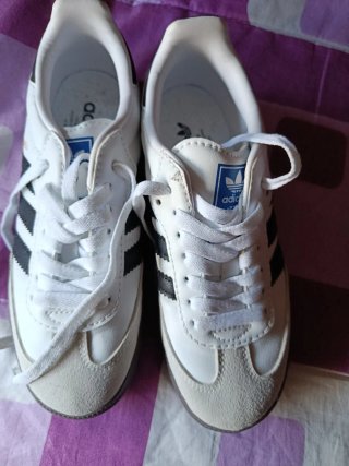 Zapatillas Adidas Samba Blancas y Negras