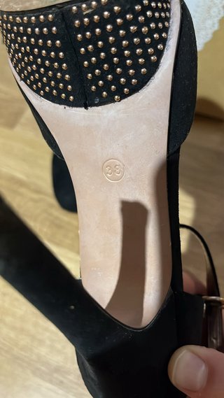 Zapatos de tacón negros con plataforma