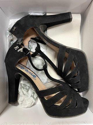 Zapatos de tacón Refresh negros