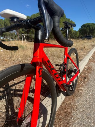 Bicicleta Scott Addict RC Disc HMX DI2