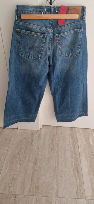 Pantalón Levi's azul nuevo con etiqueta