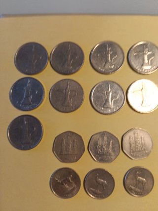 Lote de 15 Monedas de Emiratos Árabes
