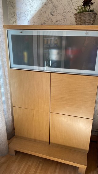 Mueble de salón roble y cristal