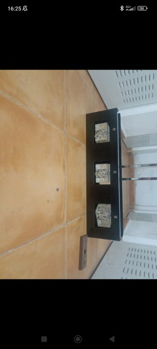 Lámpara de techo moderna 3 focos negra y plateada