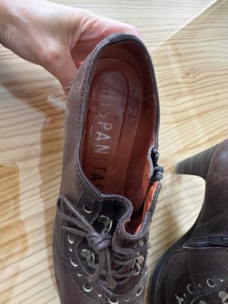 Botines de tacón marrones Hispanitas