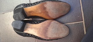 Zapatos negros de rejilla mujer