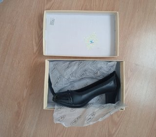Zapatos negros t/38 Yamacje.