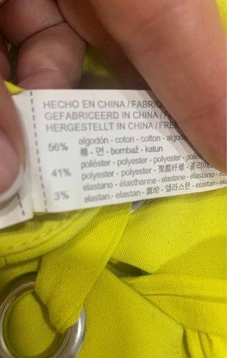 Falda Stradivarius amarilla