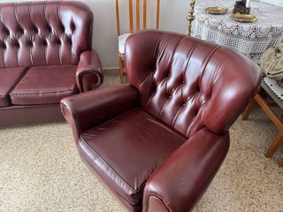 Sillón individual de polipiel marrón