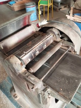 Regruesadora Profesional de Madera