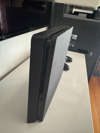 PlayStation 4 con 2 controller