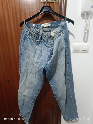 Vaqueros Stradivarius Azules Talla 42
