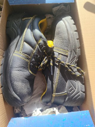 Zapatos de seguridad Sparco talla 38