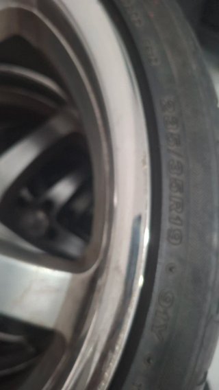 Llantas con neumáticos 235/35 R19