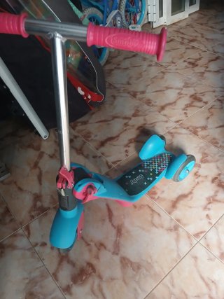 Patín infantil Smoby 3 ruedas