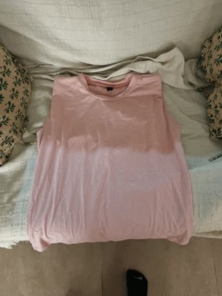 Camiseta Rosa Sin Mangas con hombreras