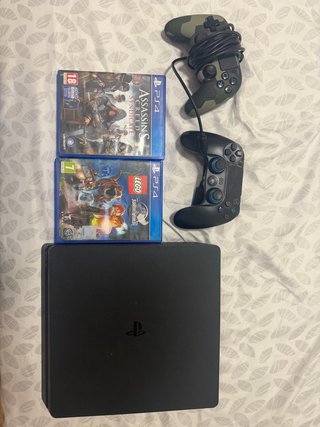 Console PS4 (PlayStation 4) Nera + 2 Giochi
