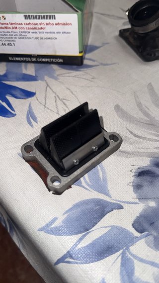 Caja de láminas Italkit 8 pétalos AM6