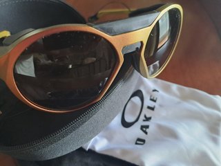 Gafas de sol Oakley Clifden