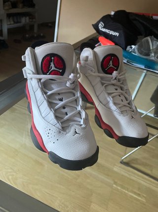 Zapatillas Jordan Two3 Blancas y Rojas