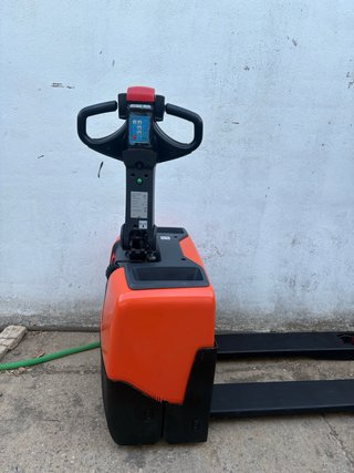 Transpaleta Eléctrica Toyota