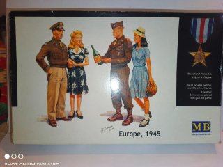Kit Soldatini Master Box Europe 1945 1/35