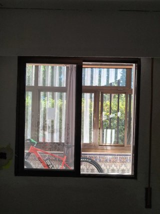Ventanas correderas aluminio oscuro