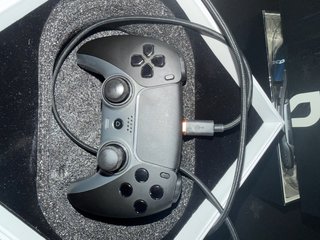 PlayStation 5 + 3 Mandos (Scuf)