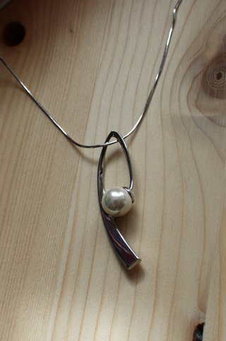 Collar con Colgante de Perla Majorica