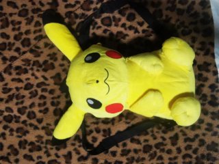Mochila Pikachu Peluche