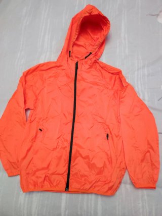 Chubasquero Zara 11-12 años naranja