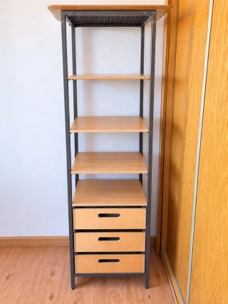 Estantería de Metal y Madera