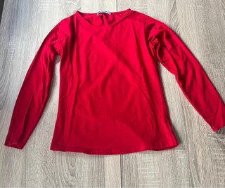 Camiseta básica roja de manga larga