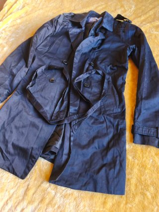 Gabardina Negra Bershka
