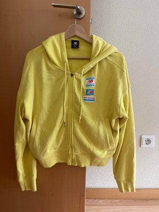 Sudadera New Balance Amarilla con Cremallera