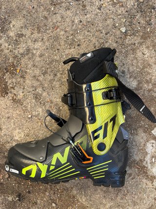 Botas de esquí de montaña Dynafit. Usadas una vez