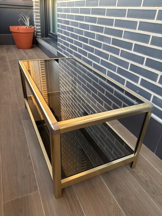 Mesa de café de cristal.
