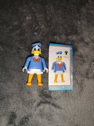 Figura Pato Donald Kinder Sorpresa