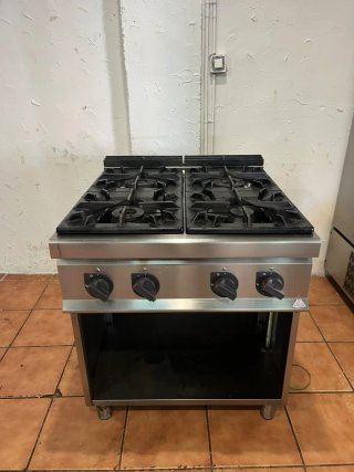 Cocina Industrial de 4 Fuegos