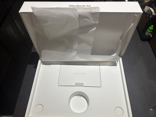Caja MacBook Air M5
