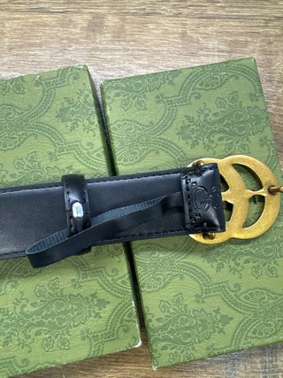 Cinturón Gucci Negro y Dorado Serpiente GG